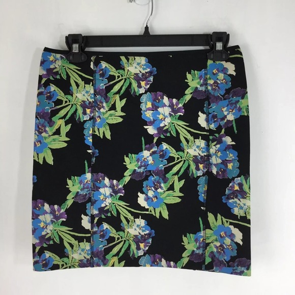 Elizabeth and James Dresses & Skirts - Elizabeth & James Skirt L Floral Whimsigoth Neoprene Dark Fairy Botanical  $325‎